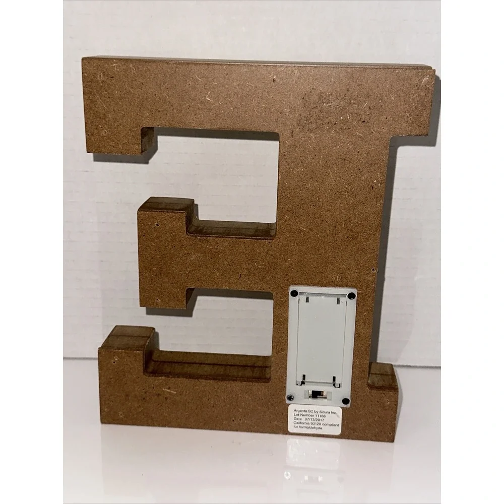 Barnyard Argento SC Sicura Wooden Table Top Marquee Letter E Light Up Initial